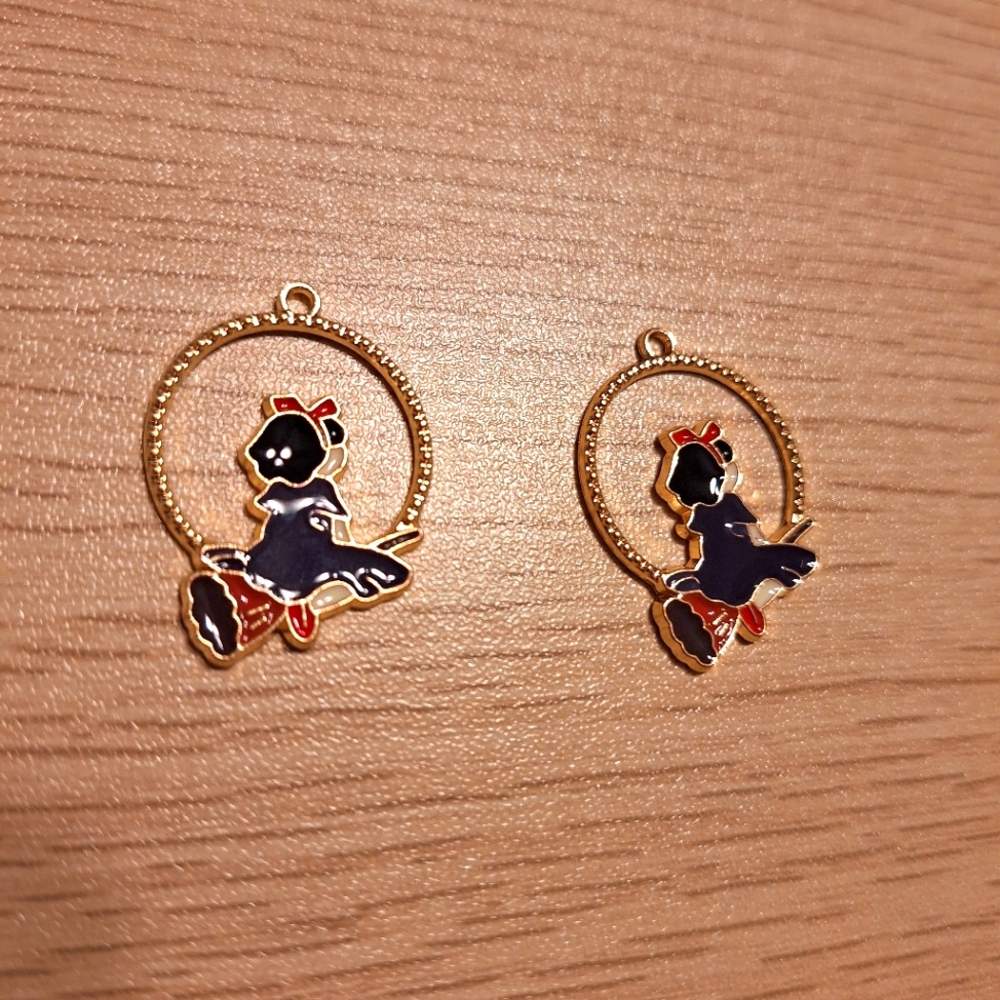Witch Bat moon enemal earrings New